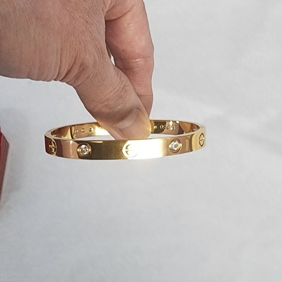 Bracelets - Picture 4 of 10